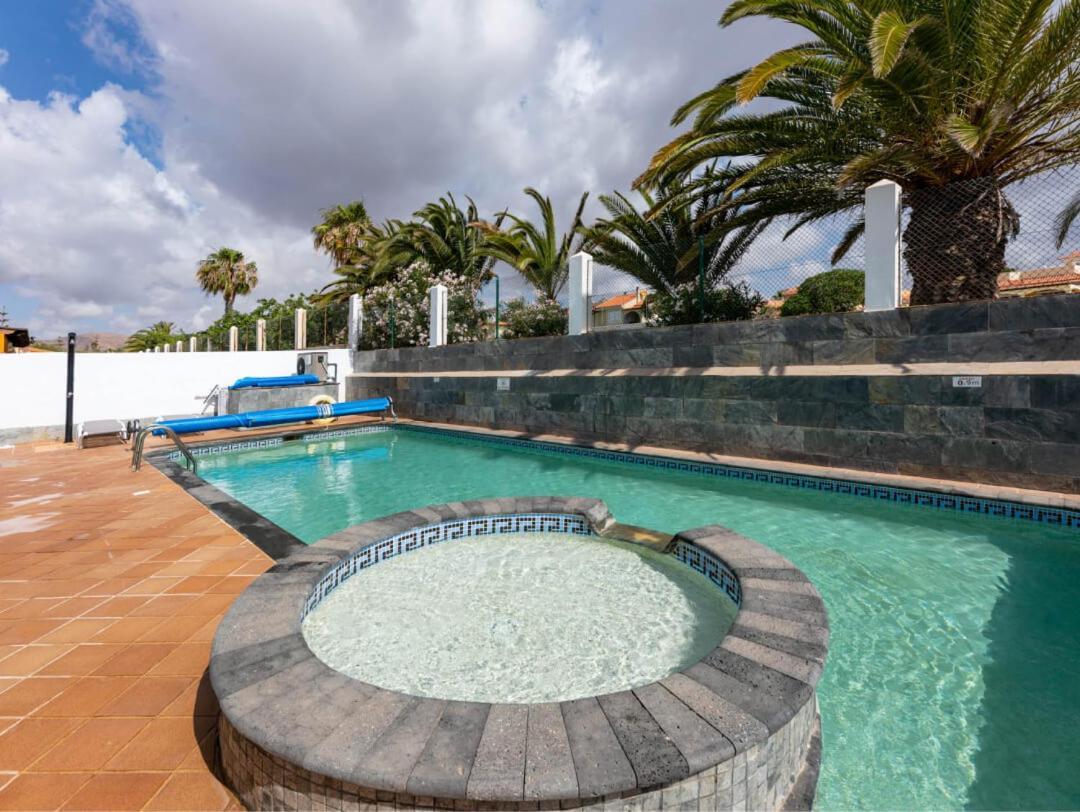 Primera Luxury House Willa *